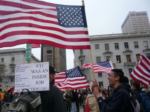 flags_at_5th_sf_argument.jpg